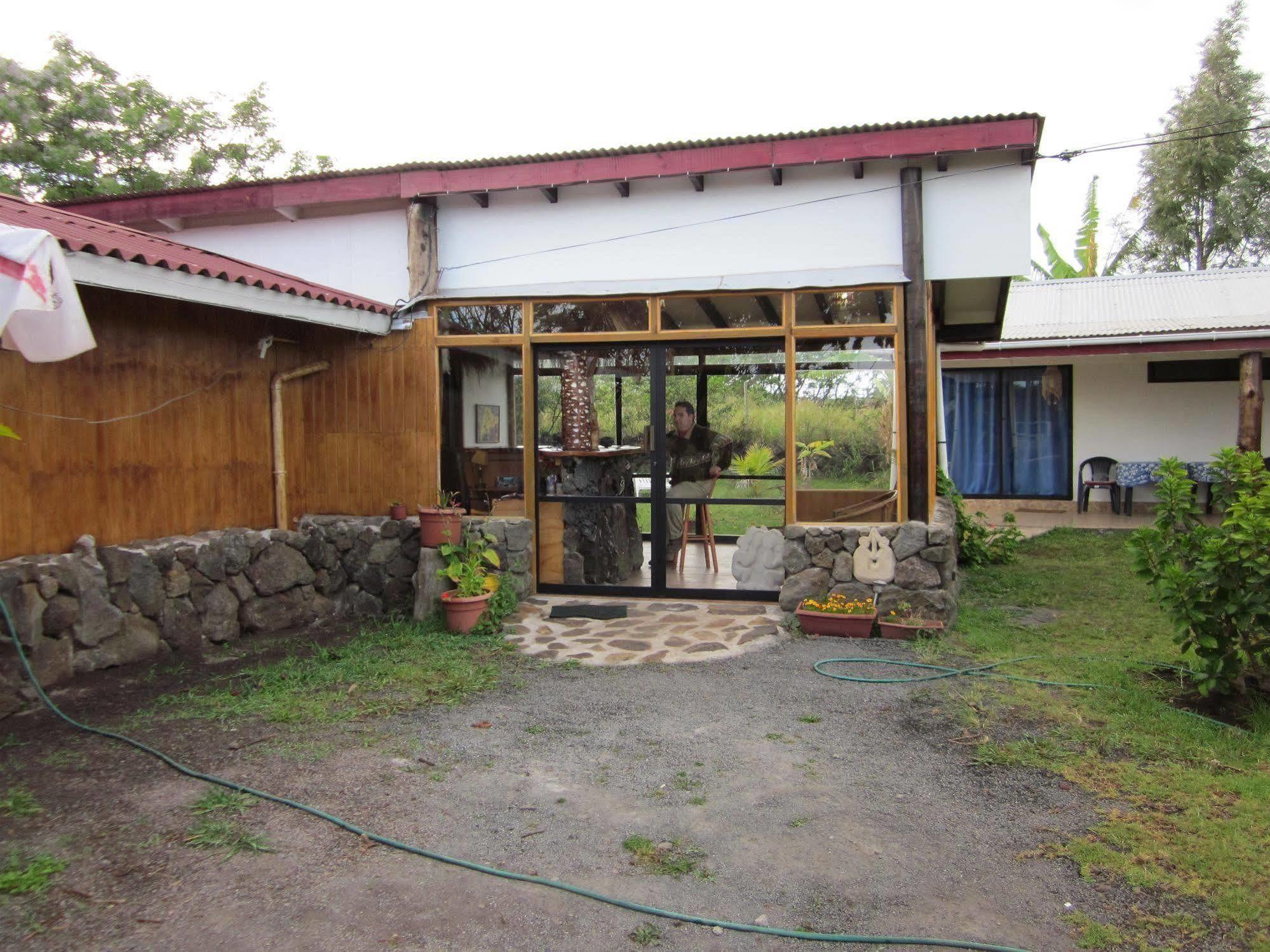 Hotel Atavai Hanga Roa Ngoại thất bức ảnh