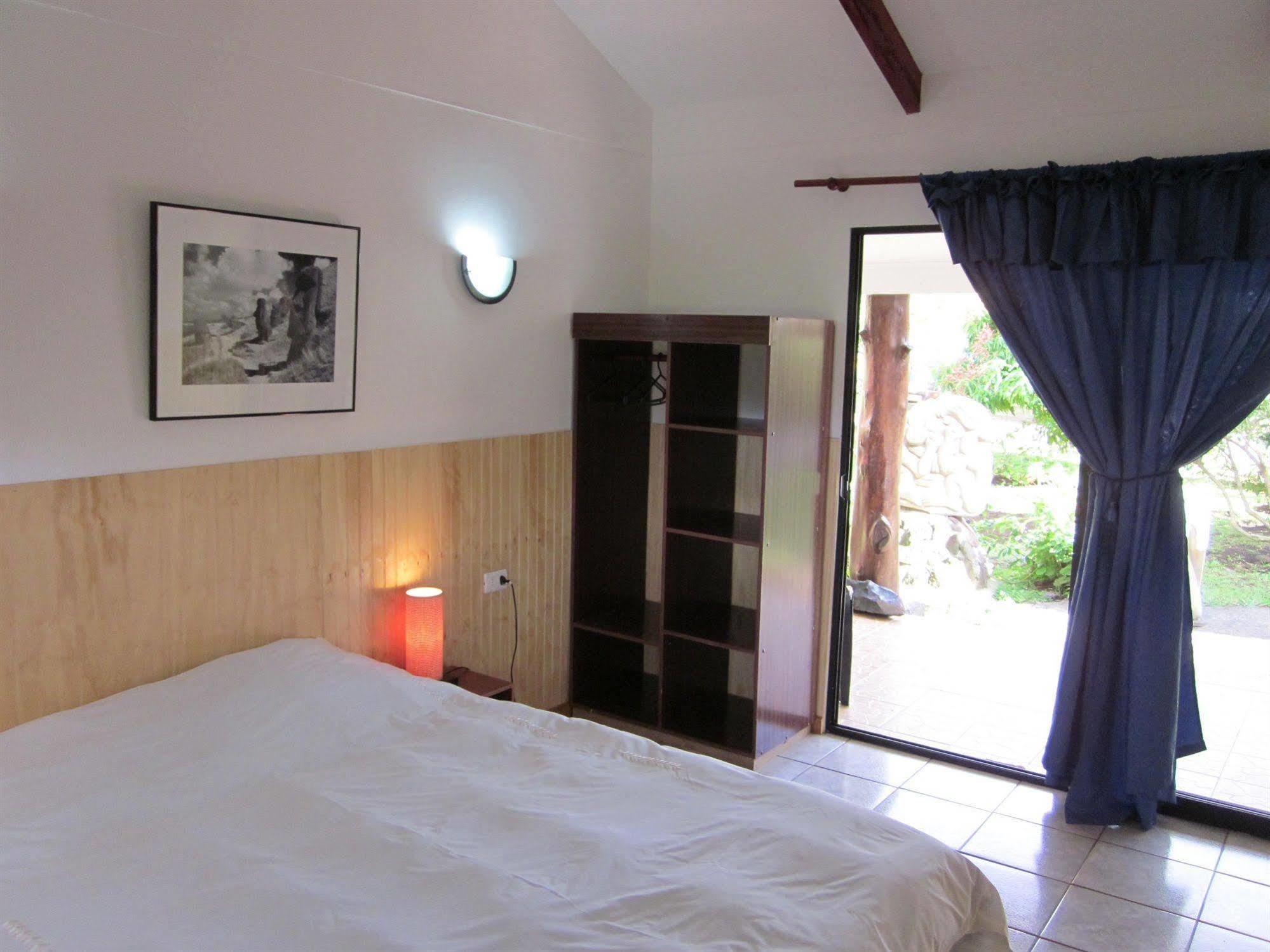 Hotel Atavai Hanga Roa Ngoại thất bức ảnh