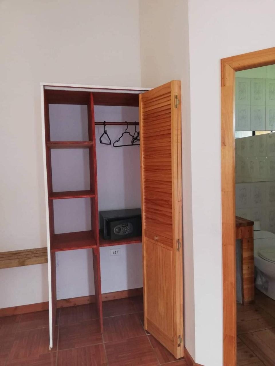 Hotel Atavai Hanga Roa Ngoại thất bức ảnh